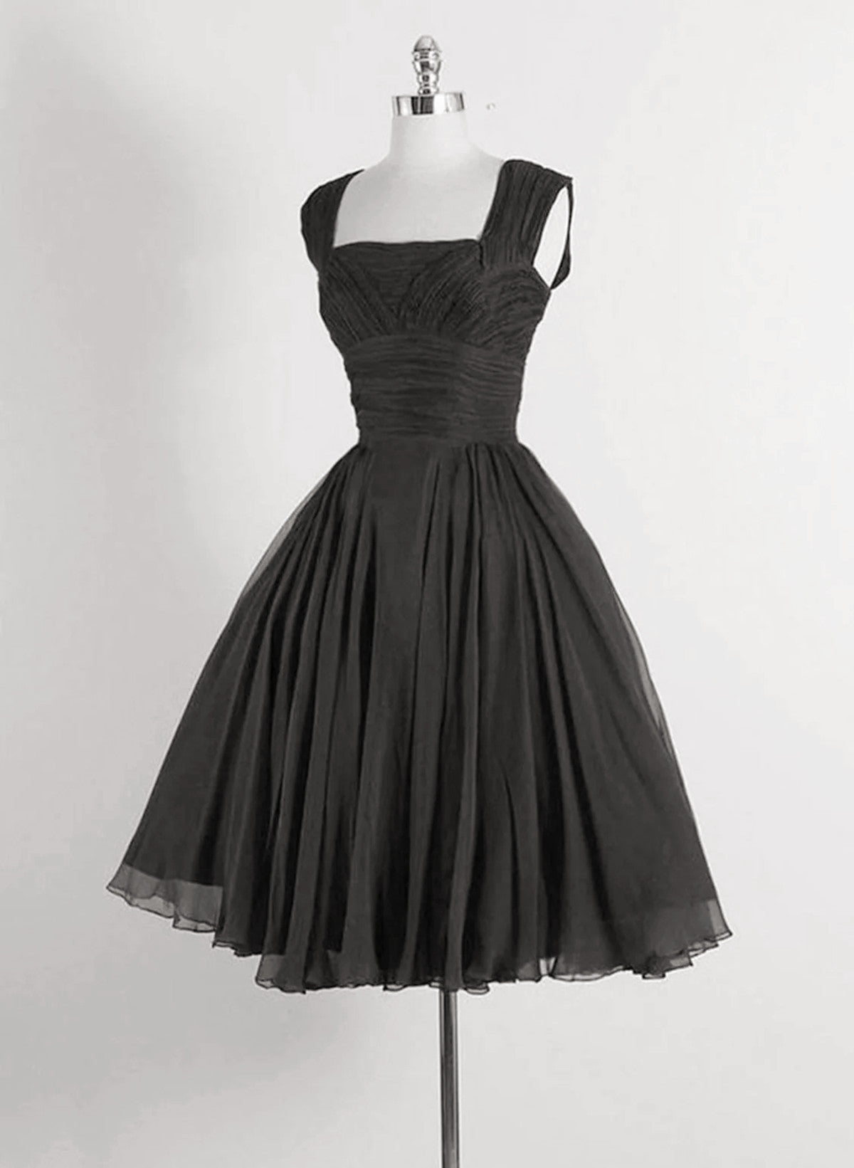 Black Chiffon Knee Length Wedding Party Dress, Black Chiffon Homecomin Cutedressy Black Chiffon Knee Length Wedding Party Dress, Black Chiffon Homecomin Cutedressy