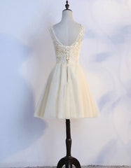 Simple Tulle and Lace Short Prom Dresses, Homecoming Dresses, Cute Party Dresses Simple Tulle and Lace Short Prom Dresses, Homecoming Dresses, Cute Party Dresses