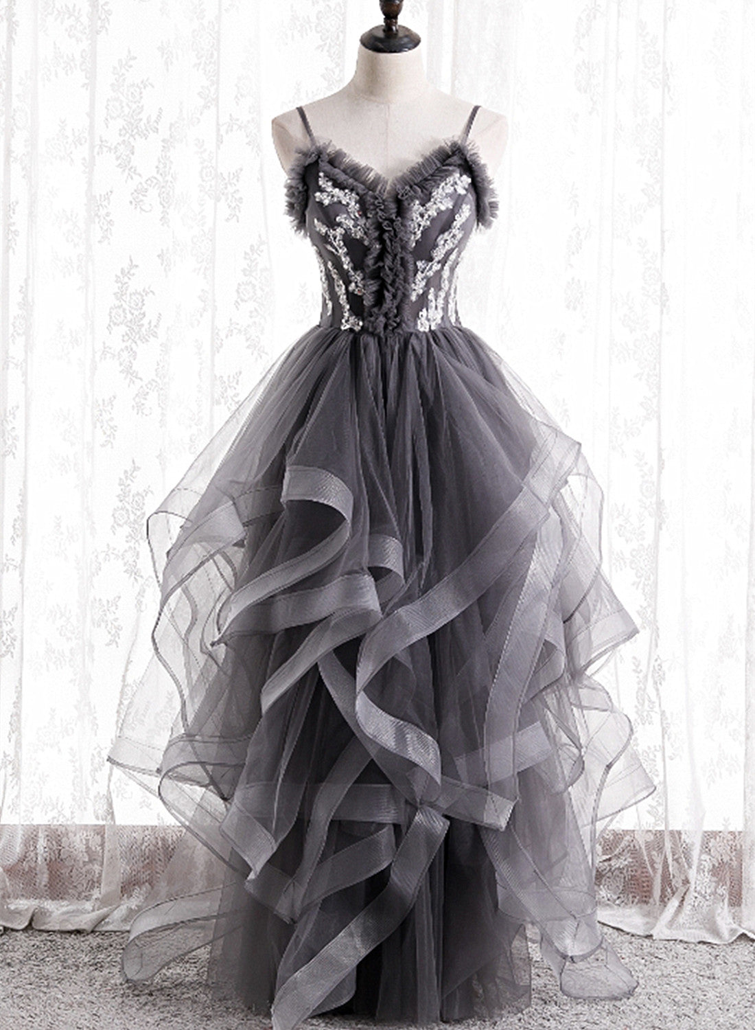 Grey Tulle Sweetheart Long Party Dress with Lace Applique, Grey Long P Grey Tulle Sweetheart Long Party Dress with Lace Applique, Grey Long P