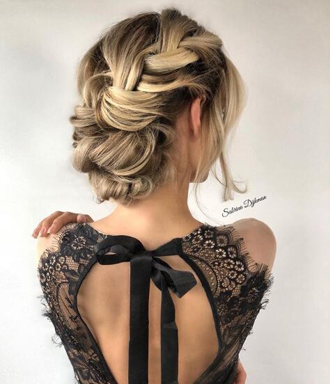 20 Popular Homecoming Hairstyles 2019