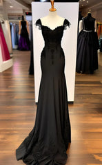 Black Sweetheart Cap Sleeves with Lace Applique Party Dress, Black Long Evening Dress