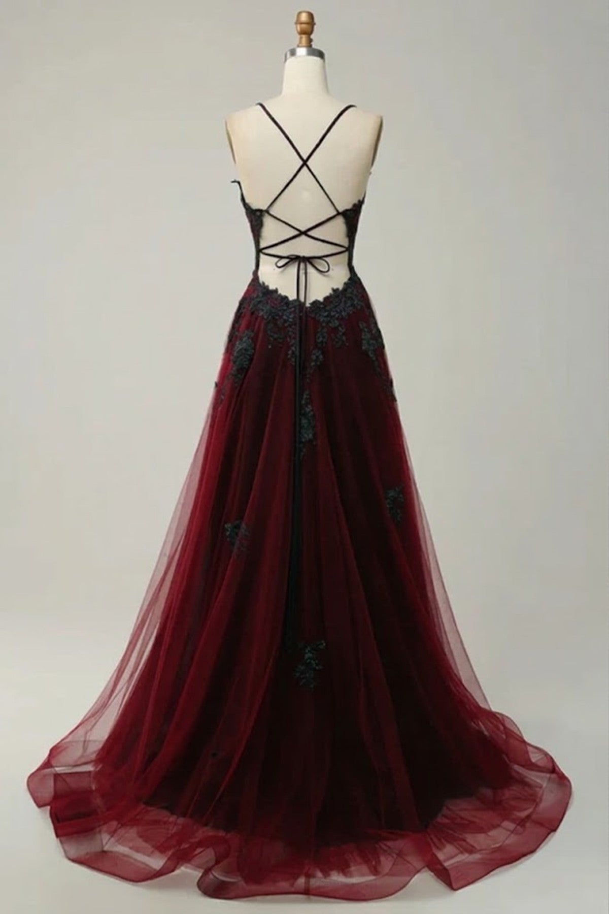 A-line Black and Red Gothic V-neckline Prom Dress, Lovely Long Straps Party Dress with Lace Applique