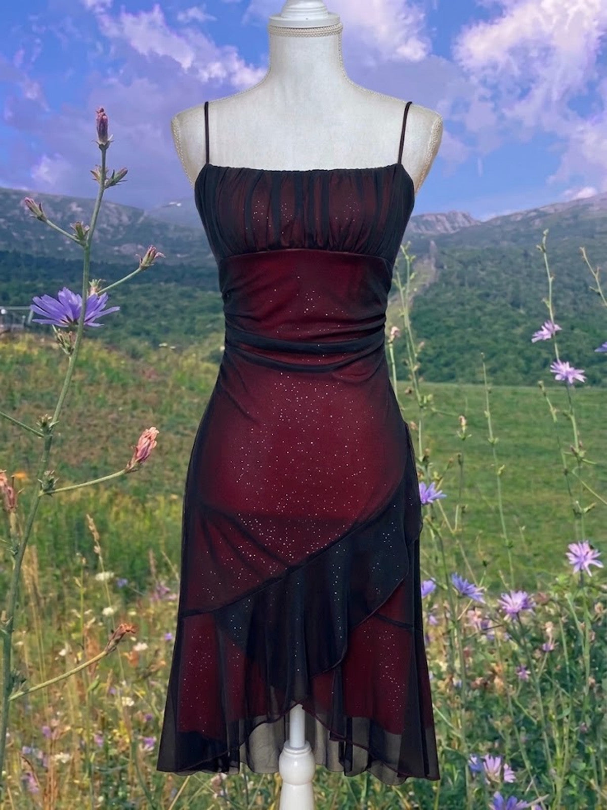 Charming Black and Red Gothic Homecoming Dress, Straps Knee Length Short Prom Dress