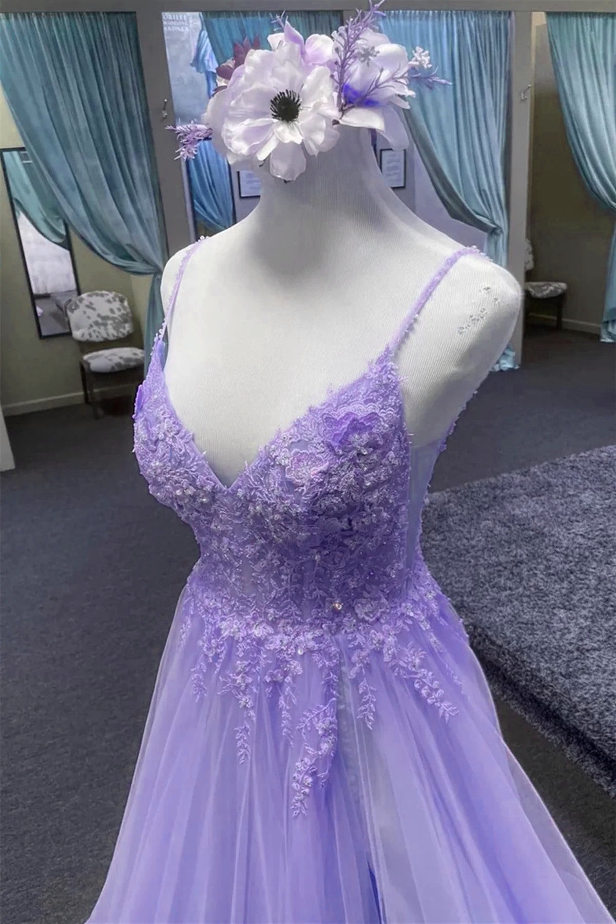 light purple lace prom dress Zapaka Women Light Purple Prom Dress A Line Spaghetti Straps Floral Tulle Long Formal Dress, Lilac / M