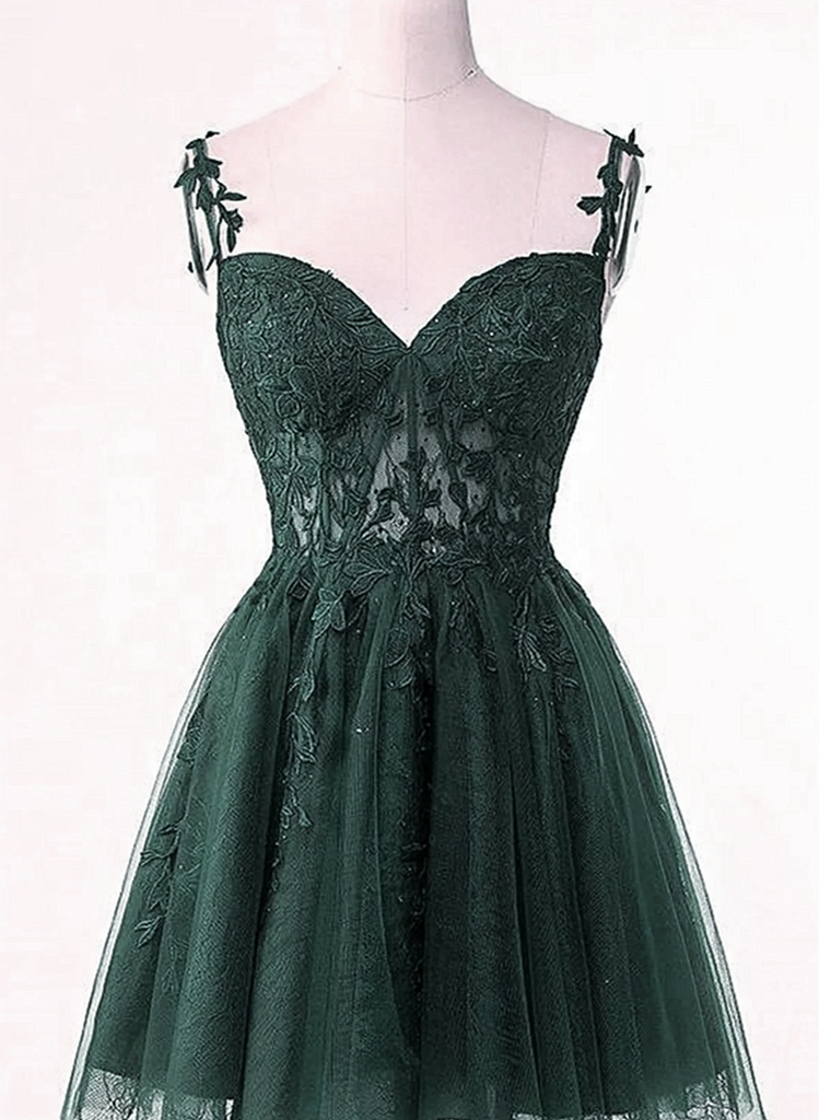 V-neckline Dark Green Tulle with Lace Short Homecoming Dress, Green Sh