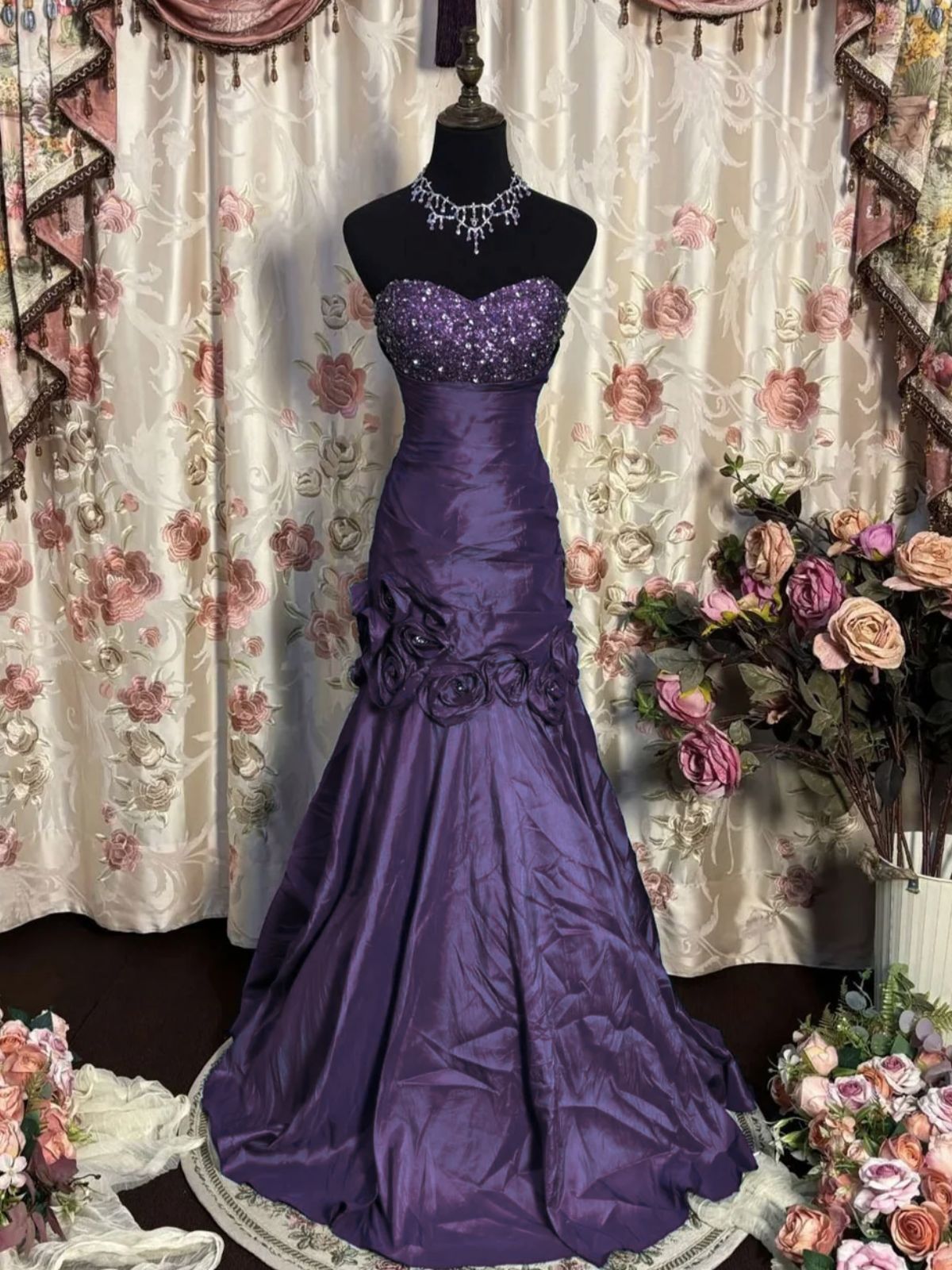Purple Sweetheart Sleeveless FloorLength Taffeta Prom Dresses, Purple Beaded Long Party Dress