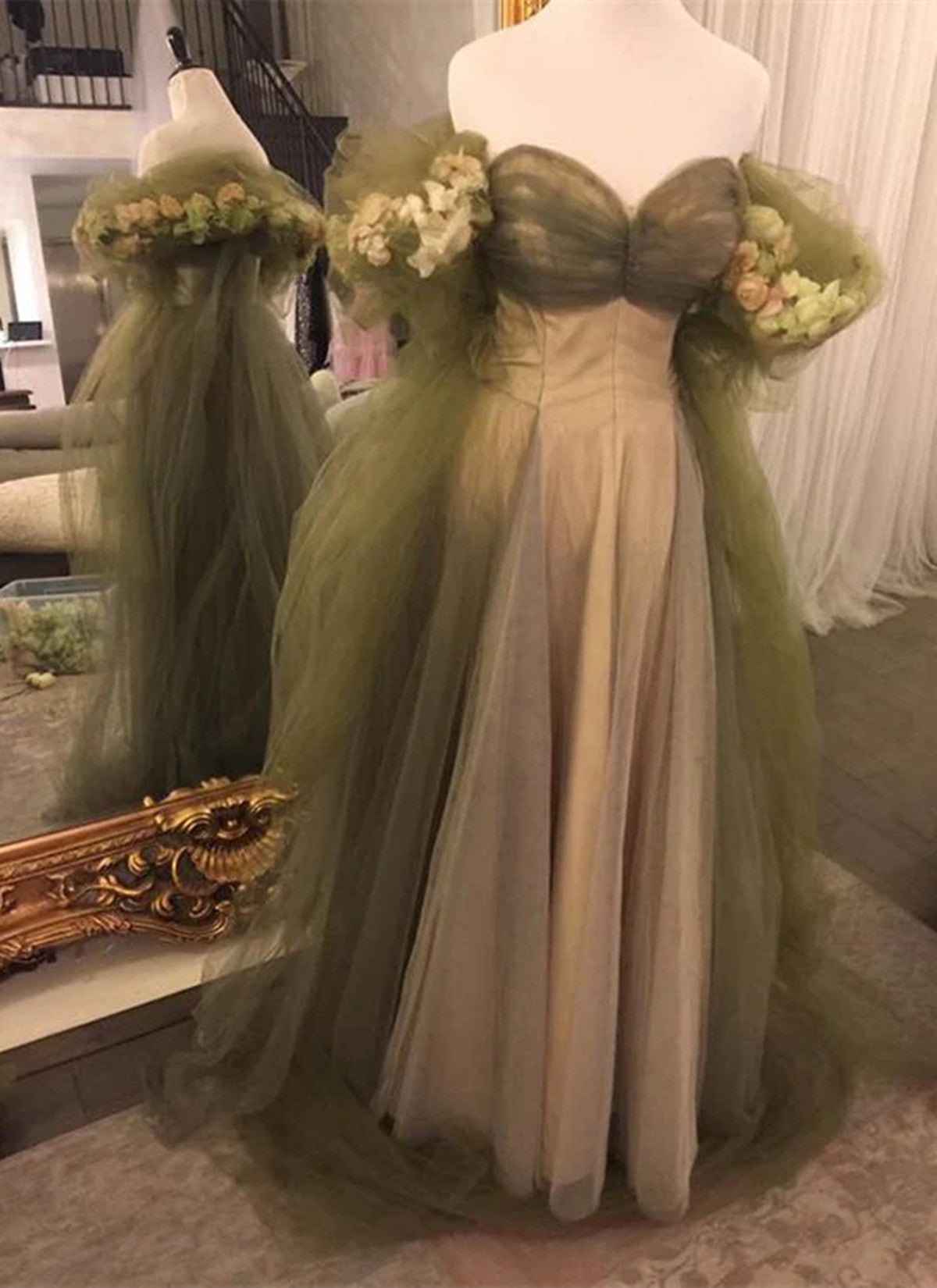 Green Tulle Prom Dress Off Shoulder Puff Sleeve Evening Gown,A-line Long Formal Dress with Floral Sleeves