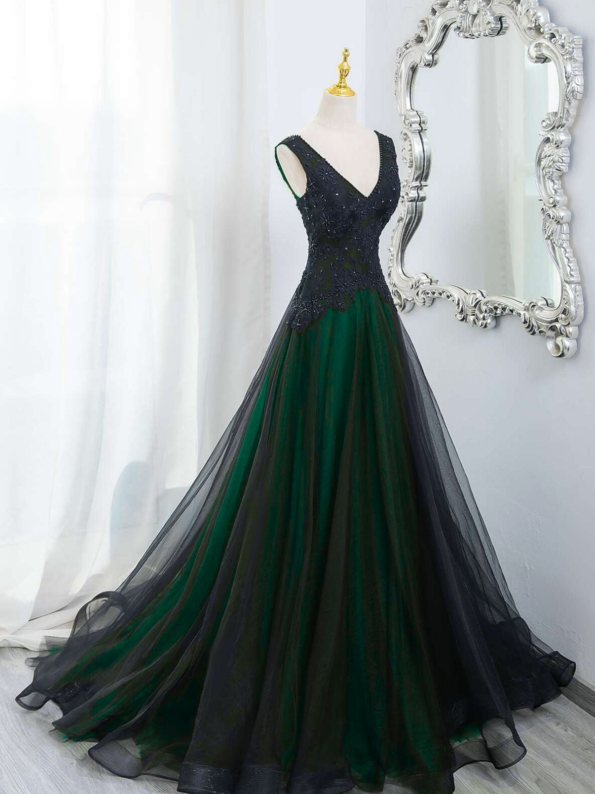 Charming Black and Green V-neckline Tulle Party Dress, Black and Green Lace Prom Dress