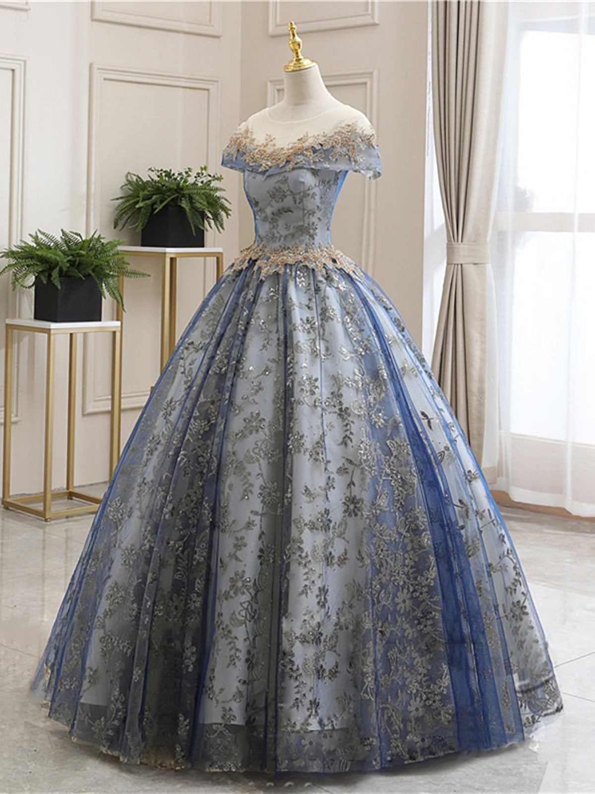 Charming Blue Tulle with Lace Cap Sleeves Party Dress, Tulle Ball Gown Sweet 16 Dress