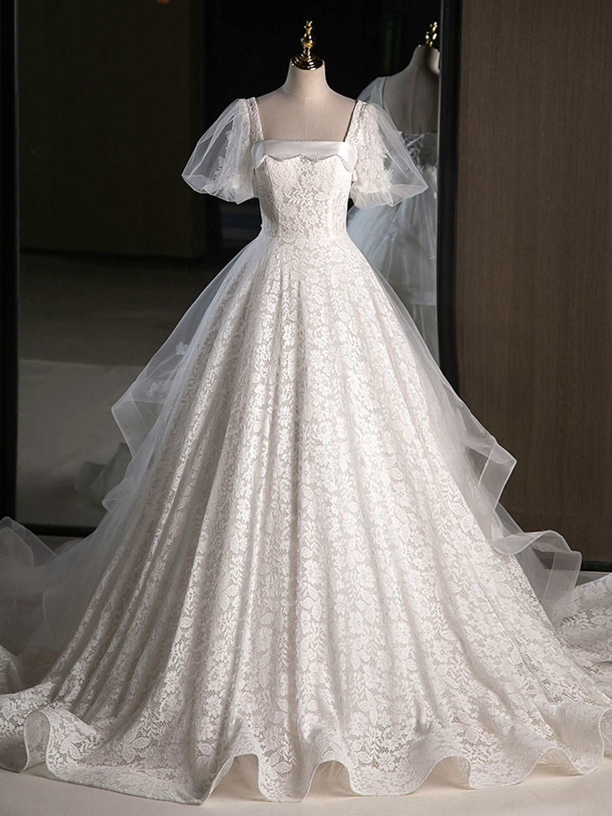 Elegant White Lace A-Line Wedding Party Dress with Puff Sleeves, White Lace Formal Gown