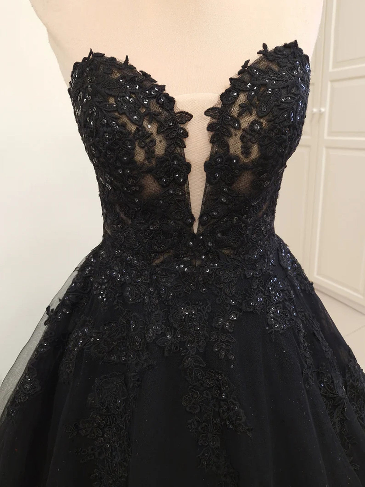 Black Sweetheart Tulle with Lace Applique Prom Dress, Black Off Shoulder Long Party Dress