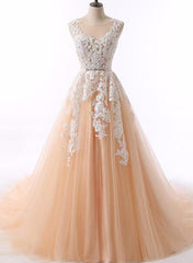 Elegant Lace Applique Party Gowns, Prom Dresses , Champagne Gowns
