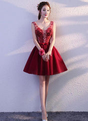 Wine Red Tulle Short Party Dress, V-neckline Formal Dress, Party Dress for Homecoming