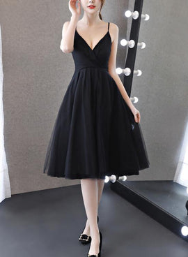 Pretty Chiffon and Tulle V-neckline Straps Knee Length Black Party Dress, Sexy Little Black Formal Dresses