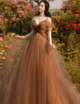 Custom size, US size 2, US size 4, US size 6, US size 8, US size 10, US size 12, US size 14, US size 16,  US size 16W,US size 18W, US size 20W, US size 22W, US size 24W, US size 26W