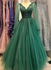Hunter Green V-neckline Tulle with Lace Applique Party Dress, Green Evening Dress