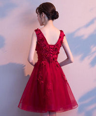 Wine Red V-neckline Tulle Party Dress with Applique, Short Homecoming Dress