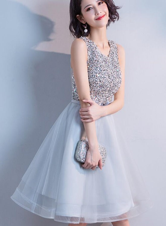 grey dresses for homecoming Lovely Sliver Grey Sequins Short Tulle Prom Dress Homecoming Dress, Gr – Cutedressy