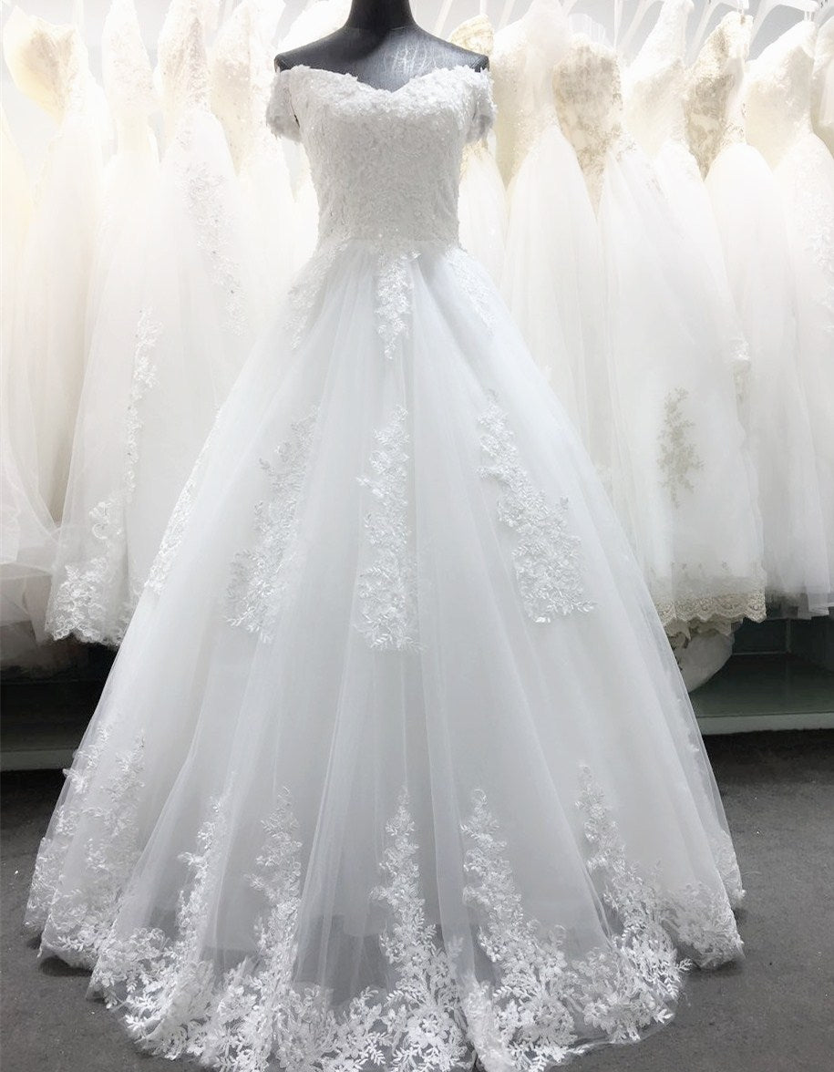 Simple White Tulle with Beautiful Lace Applique Wedding Gown, Off Shoulder New Wedding Dresses