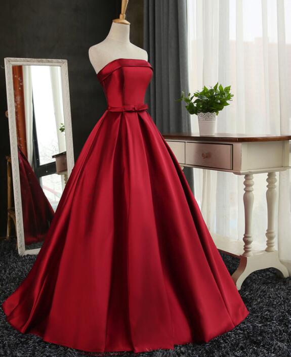 junior red formal dresses Juniors sz 3 formal/prom dress in Red w. rhinestone detail at bust by BCX